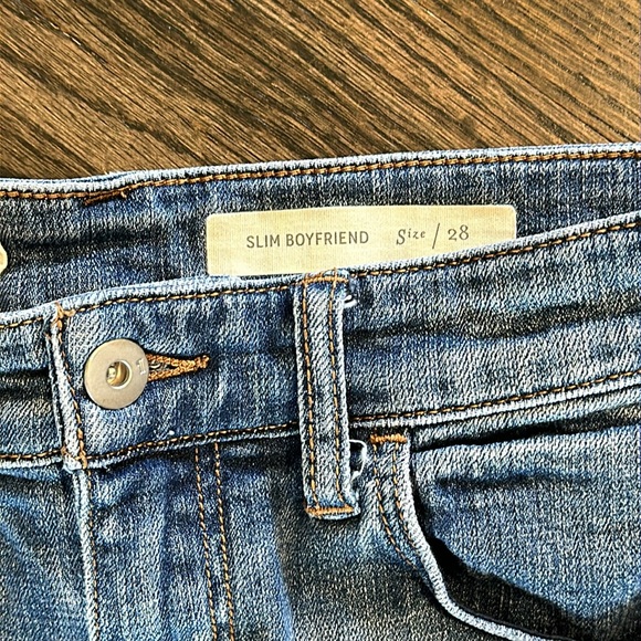 Anthropologie Pilcro Slim Boyfriend Distressed Jean Denim Shorts 28 EUC - Picture 6 of 8